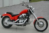 1998 Honda VT 600 C Shadow photo